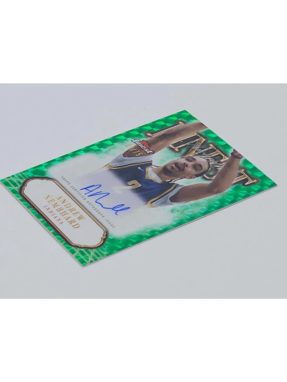 2024-25 Topps Finest Andrew Nembhard Auto Green Refractor /75 Indiana Pacers - Picture 2 of 7